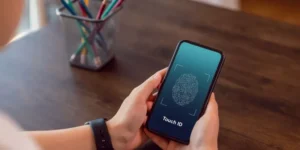 Which Smartphones Offer the Best Privacy Features?